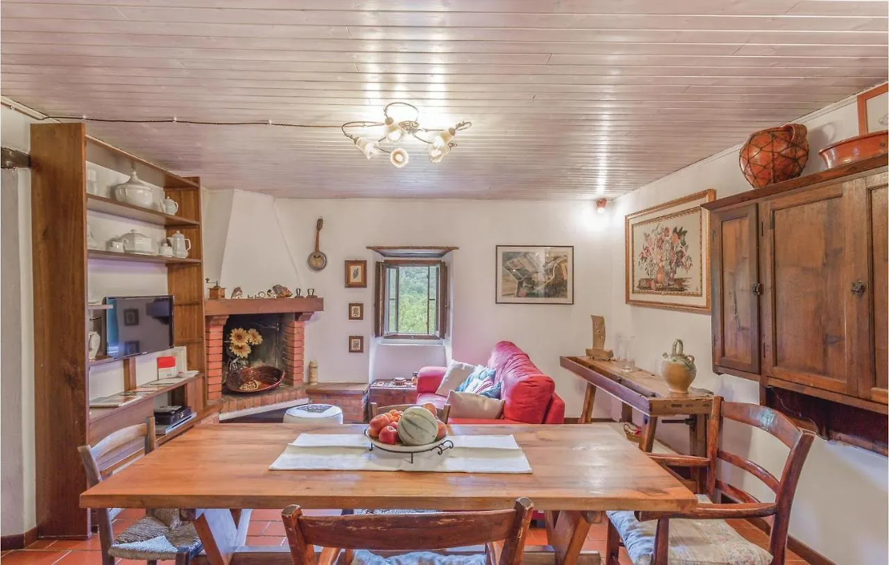 Holiday Home La Casina Tortigliano Italy